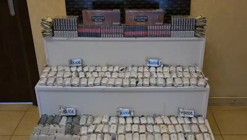 Gümrük Kaçağı Sigara Operasyonu: Yüzlerce Bin Lira Değerinde Ele Geçirildi!
