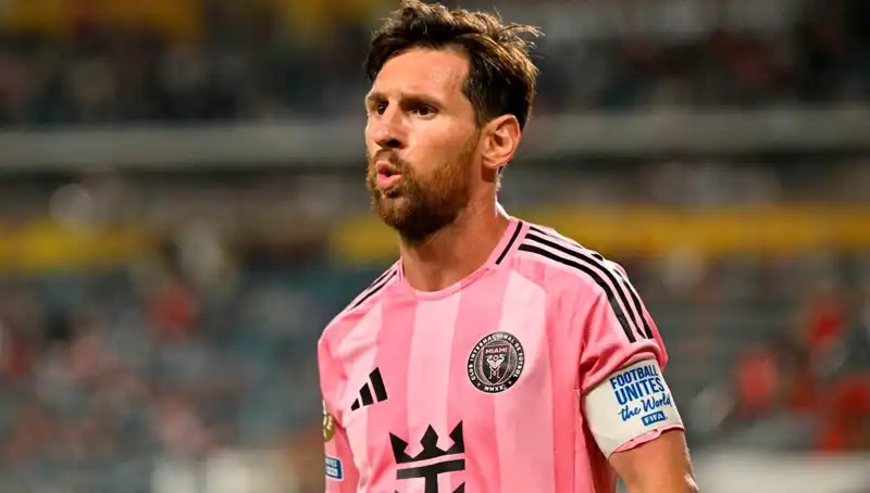 Messi'nin Debut Maçında Şok Beraberlik: Son Dakika Şutu Direkten Döndü