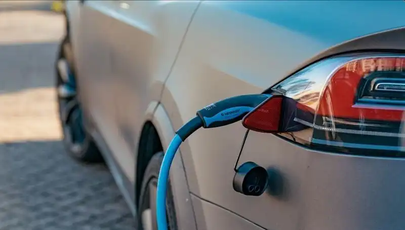 Elektrikli Araç Sahibi Olmak İsteyenler Neden Vazgeçiyor?