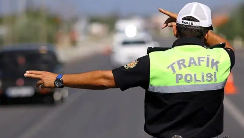 Isparta'da Trafik Denetiminde Kapsamlı Ceza Uygulaması: 1 Hafta İçinde Bin 593 Sürücü Hedefte