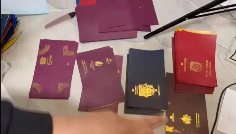 Sahte Belgelerle Suç Organize Edenlere Büyük Operasyon
