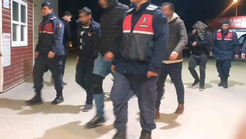 Uyuşturucu Partisi Baskını: Bağ Evinde Şok Gözaltılar