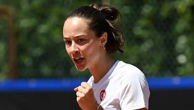 Milli Tenisçi Zeynep Sönmez, Tarihi Bir Başarıyla Finalde!