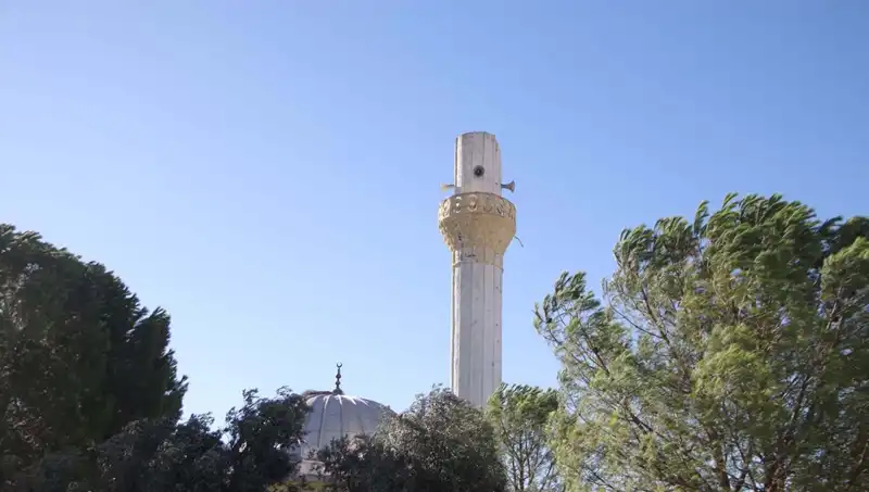 Muğla'da Fırtına: Minarelerden Çatılara Kadar Her Yeri Vurdu
