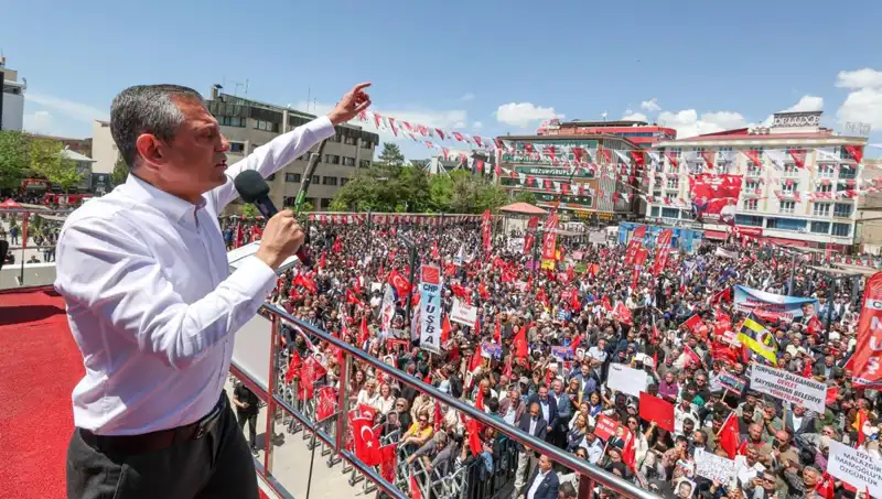 Özgür Özel, Örgütün Silah Bırakma Çağrısını Destekledi: Ne Anlama Geliyor?