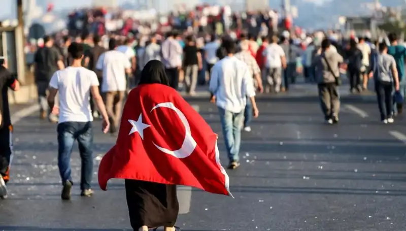 Kabine Üyelerinden 15 Temmuz Darbe Girişimine Sert Tepkiler
