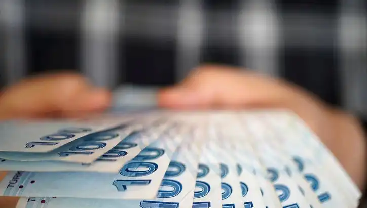 Temmuz 2025 Emekli Promosyonları: Kamu ve Özel Bankalarda Rekabet Artıyor