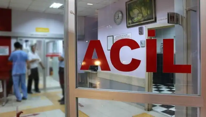 Burdur’da Bıçaklı Kavgada Kan İni: Bir Kişi Ağır Yaralandı