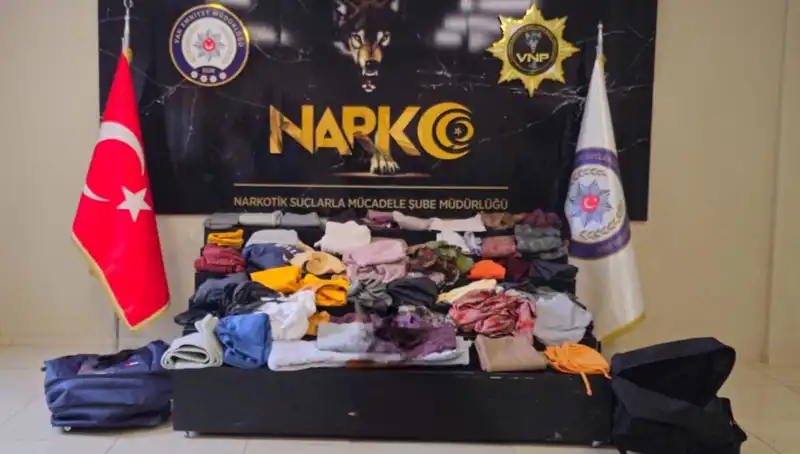 32 Kilo Metamfetaminle Yakalanan Şüpheli, Uyuşturucu Ticaretinin Kalbindeydi
