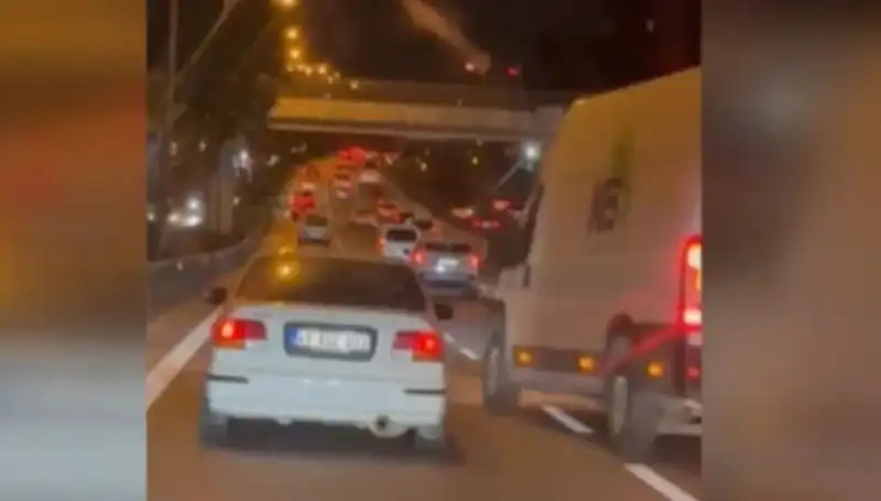 Tuzla'da Makas Terörüne Son: Çarpıp Kaçan Sürücü Hakkında Gelişme!