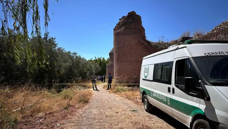 Bursa'da Tarihi Surlarda Gizemli Ceset Bulundu: Olayın Detayları Neler?