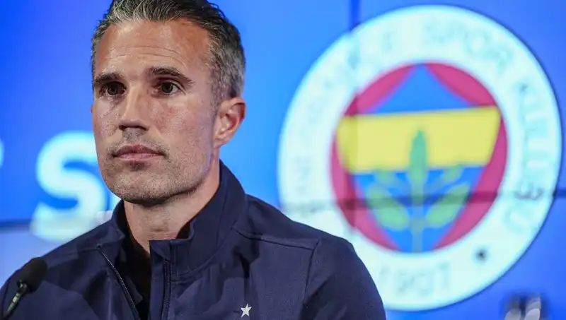 Robin van Persie'den Fenerbahçe'ye Şampiyonluk Mesajı: Tur Şansı Yüzde Kaç?