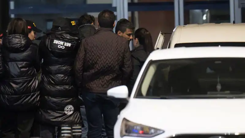 Dilan Polat ve Engin Polat Gözaltına Alındı: Sosyal Medya Suçlamaları Alevlendi
