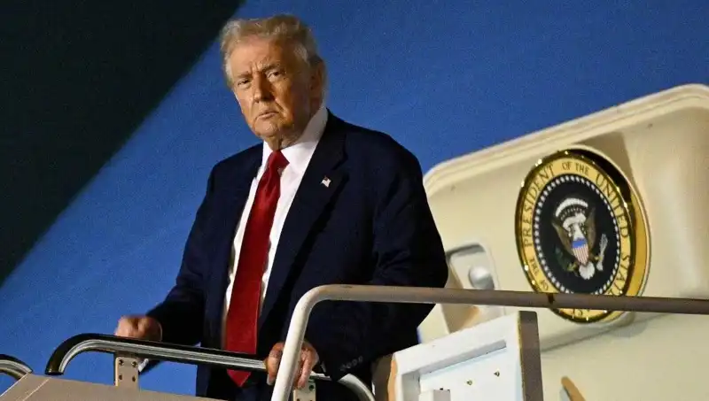Trump, Lahey'deki NATO Zirvesi’nde Stratejik Hamleler Yapmayı Hedefliyor